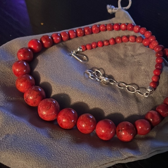 Red coral graduated bead necklace by Jay King - Picture 14 of 14